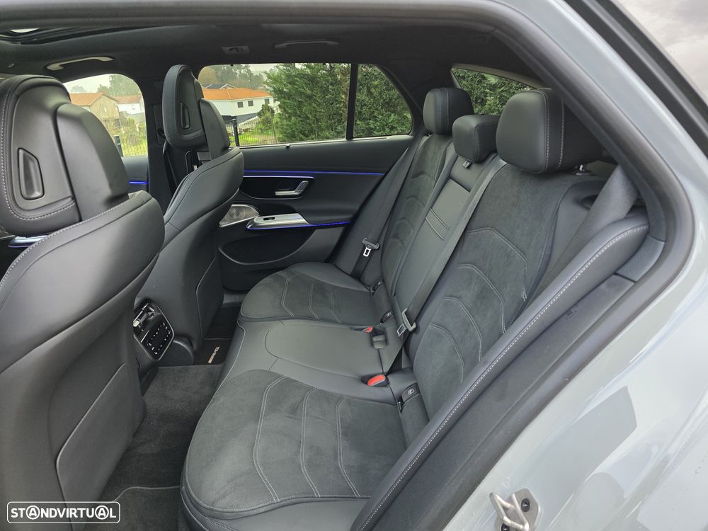 Mercedes-Benz E 300 de 4Matic 9G-TRONIC AMG Line - 22