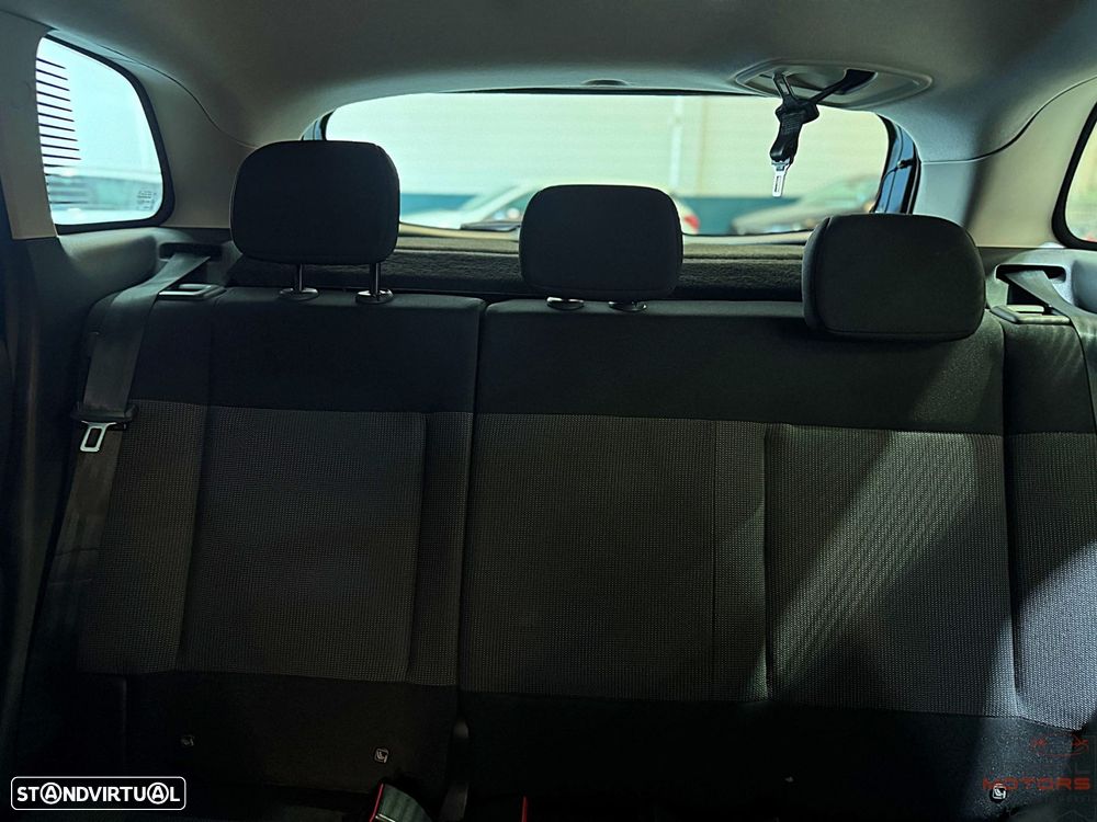 Citroën C3 Aircross 1.2 PureTech Shine - 38