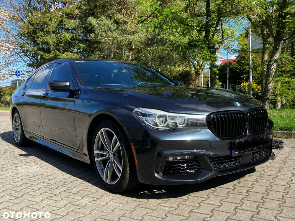 BMW Seria 7 740Li - 8