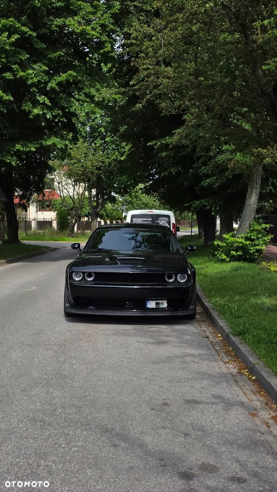 Dodge Challenger 6.4 Scat Pack - 6