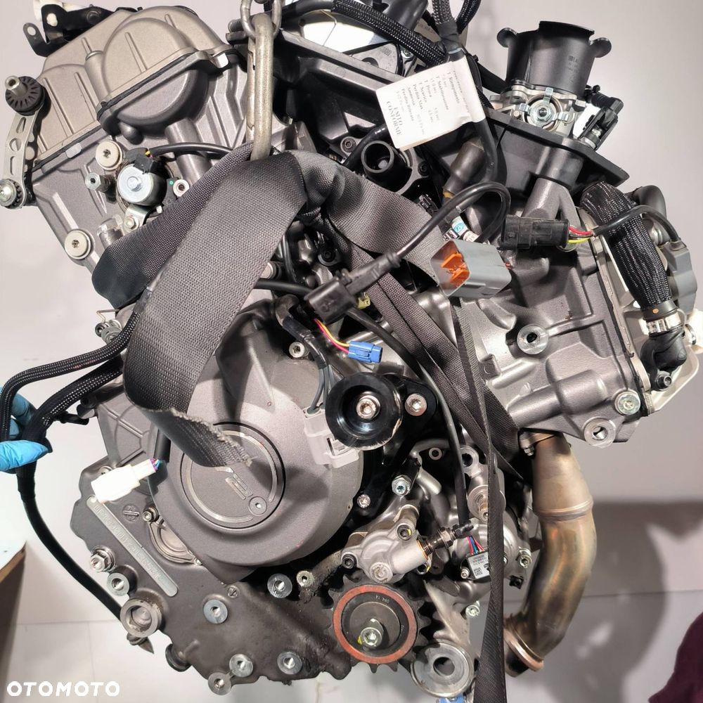 SILNIK MOTOCYKL DUCATI PANIGALE V2 S V2 890 2025 - 1