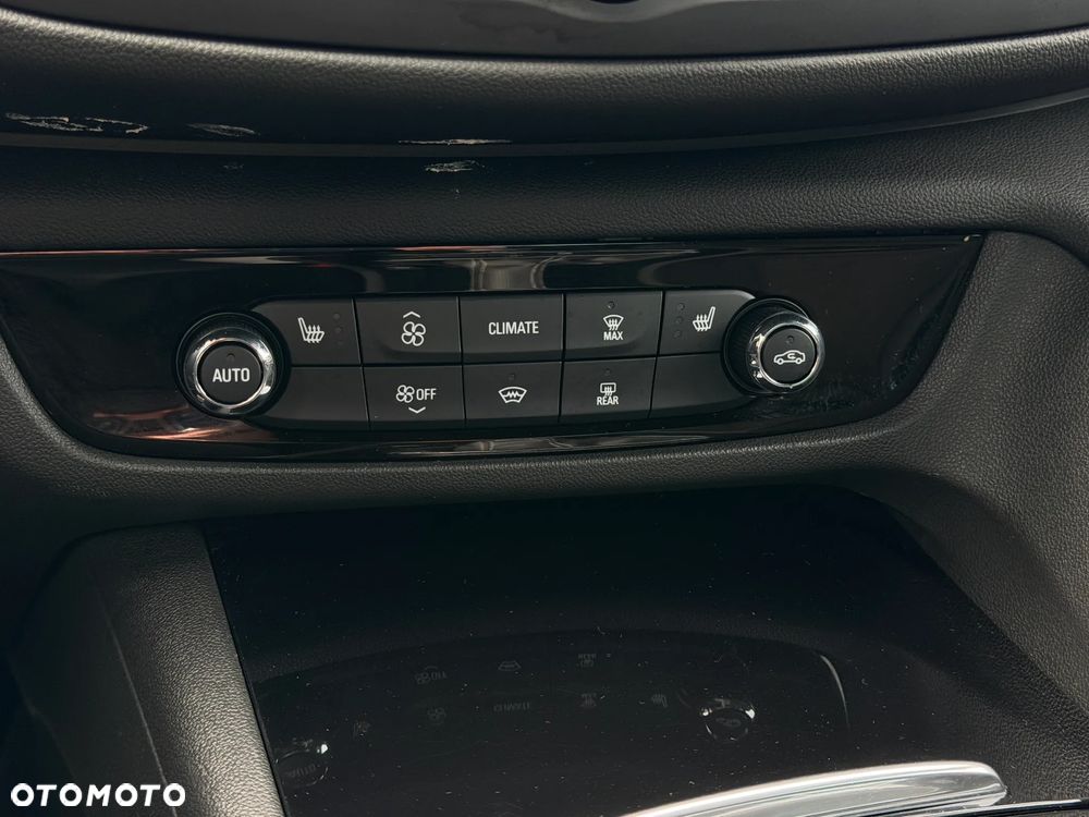 Opel Insignia 2.0 CDTI Ultimate S&S - 22