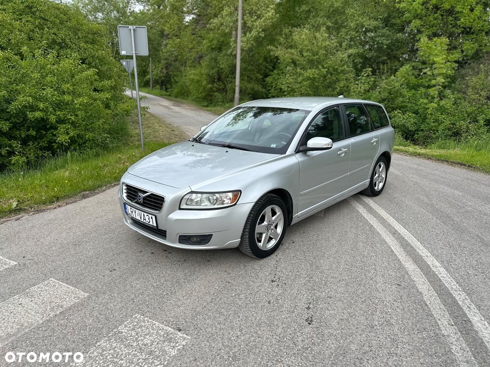 Volvo V50