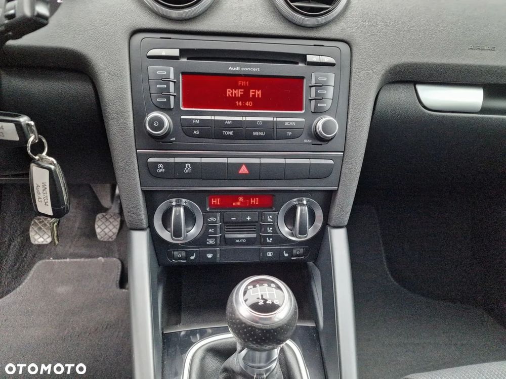 Audi A3 Sportback 2.0 TDI DPF S line Sportpaket - 22