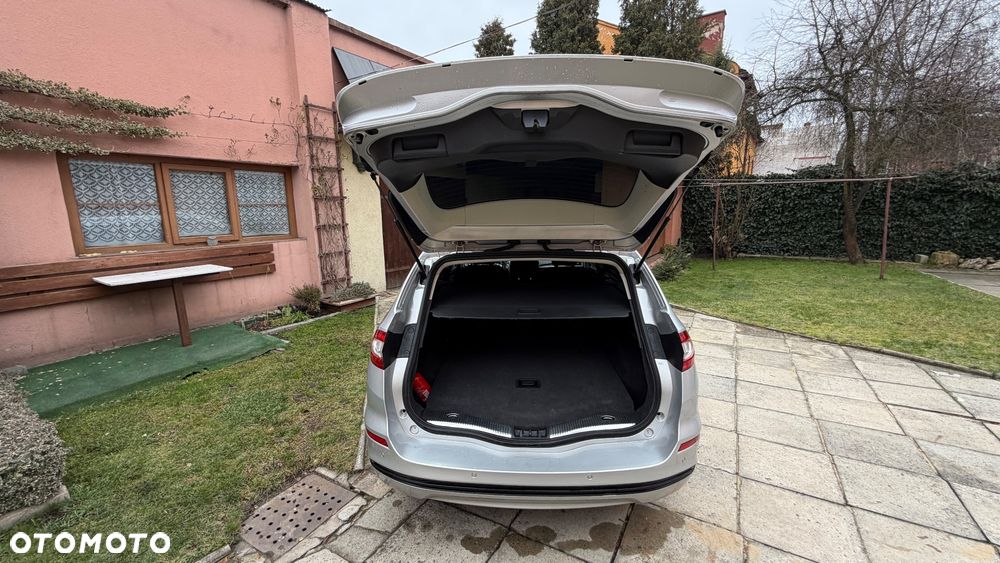 Ford Mondeo 2.0 TDCi Titanium PowerShift - 16