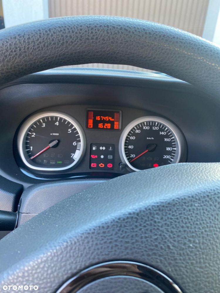 Dacia Duster 1.6 16V 4x4 - 2