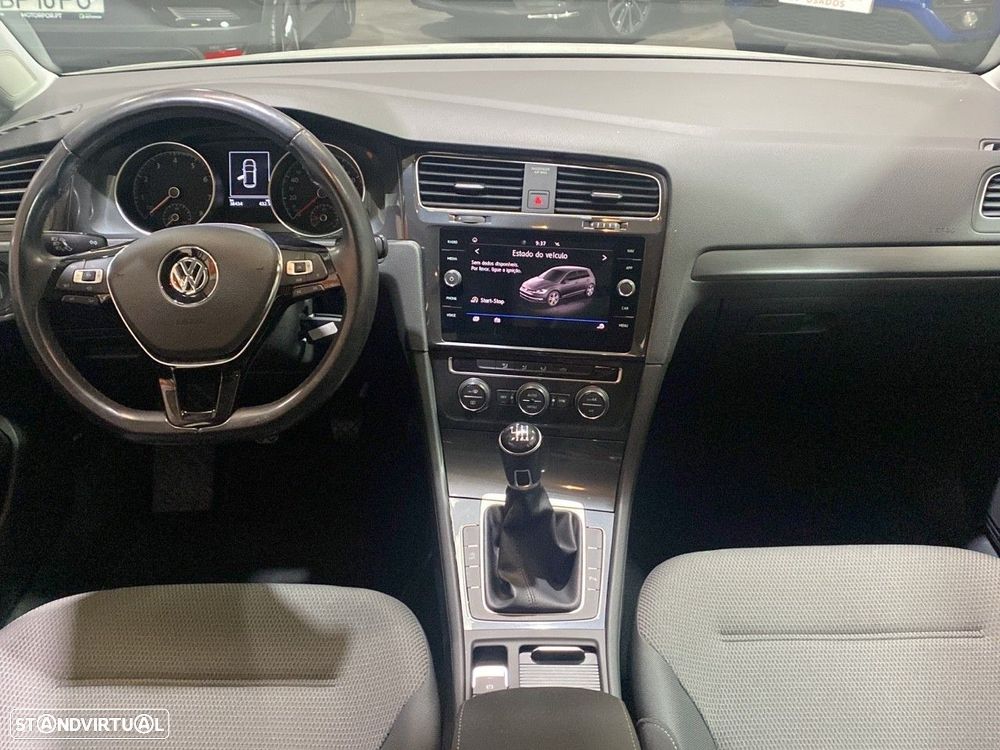 VW Golf - 8