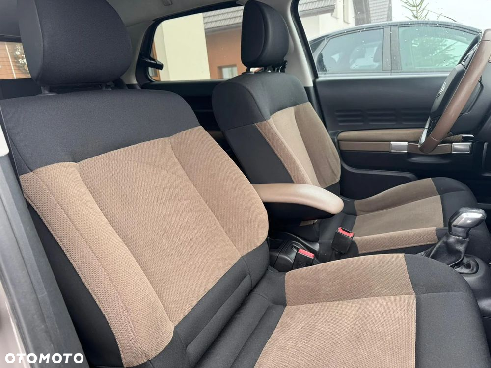 Citroën C4 Cactus 1.2 PureTech Shine - 17
