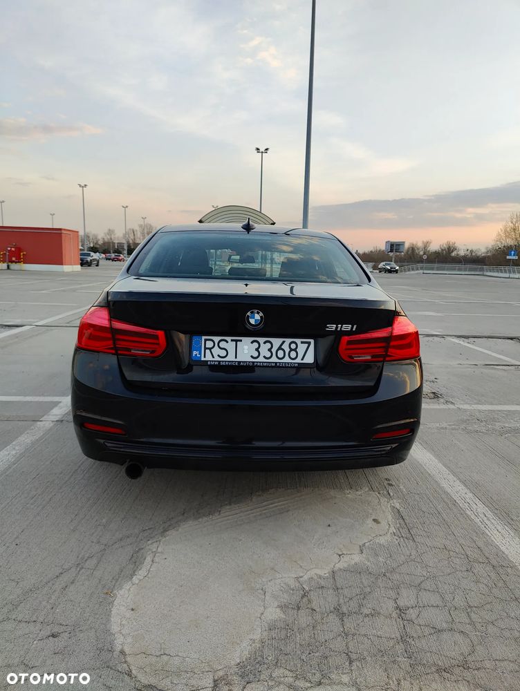 BMW Seria 3 318i Sport Line - 4