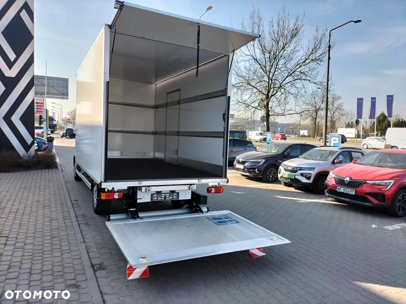 Renault Master Kontener 8 EP + Winda 750 KG - 4