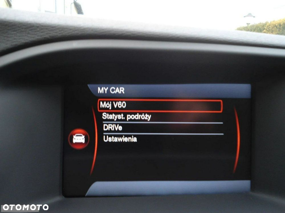 Volvo V60 D2 Momentum - 31