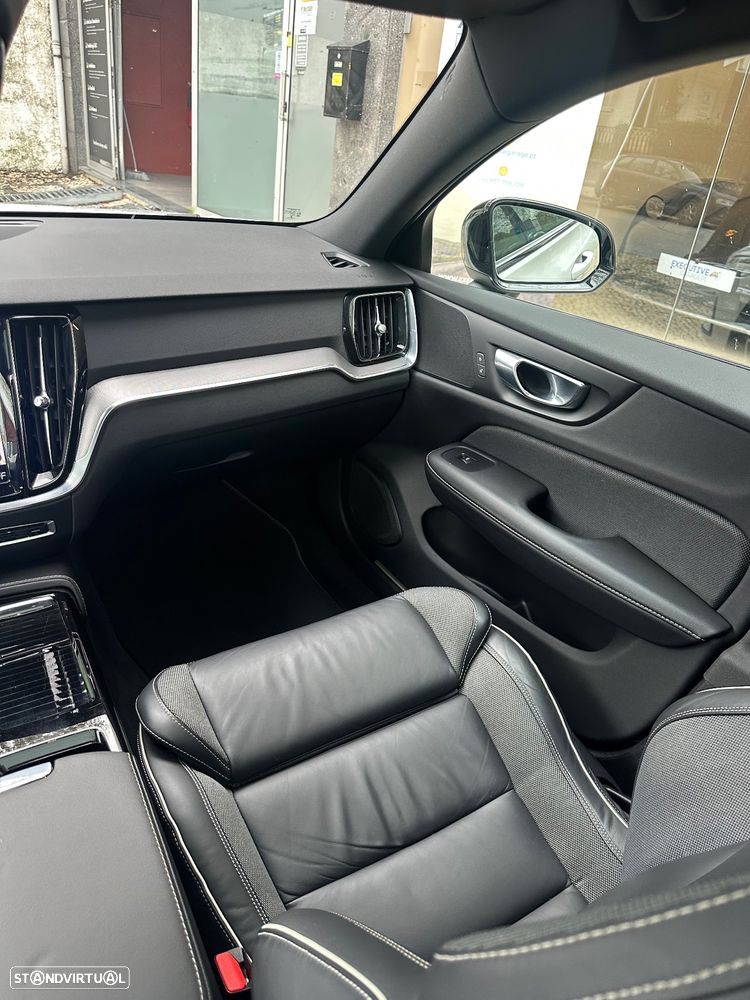 Volvo V60 2.0 T8 AWD TE R-Design - 9