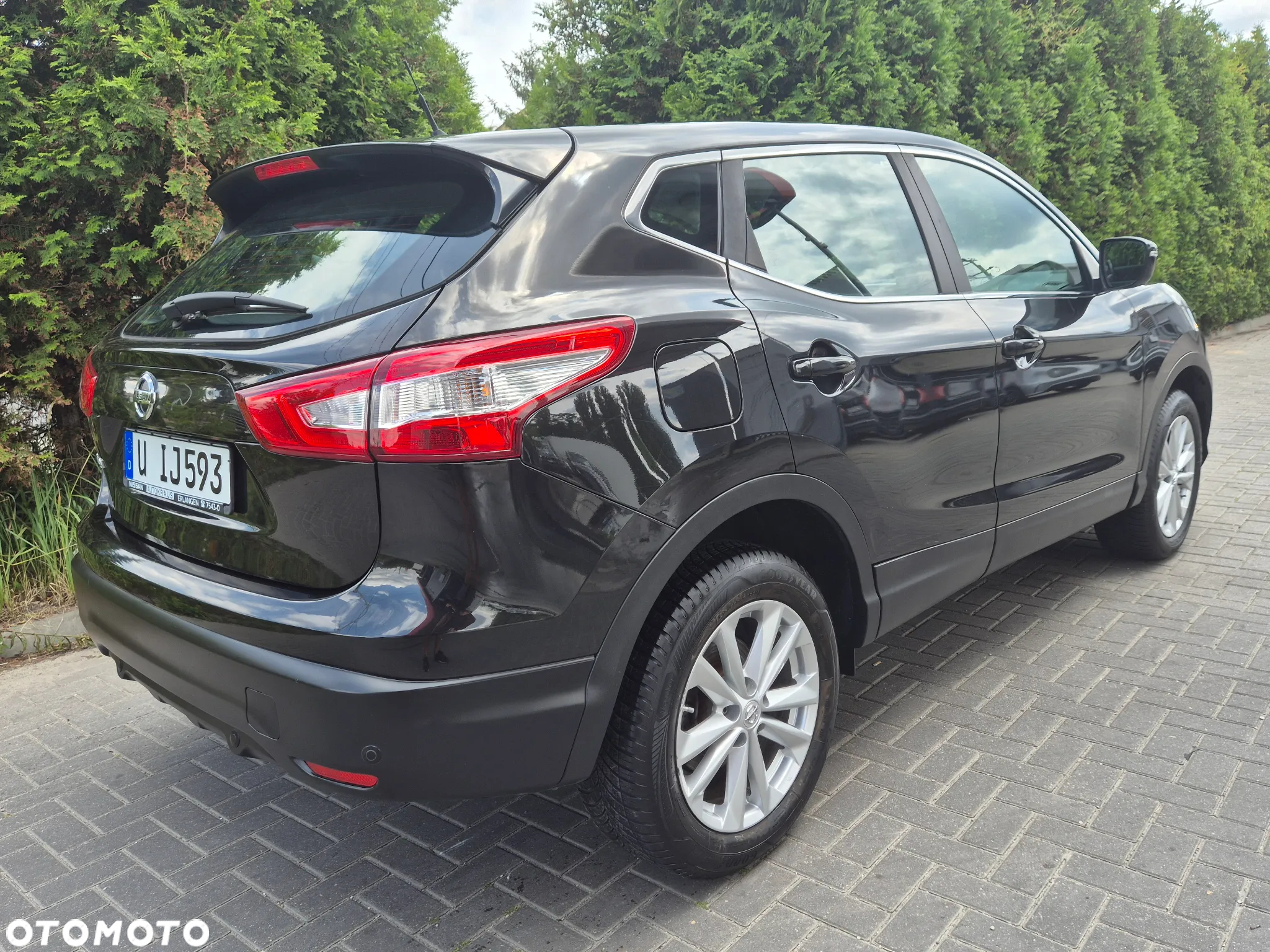 Nissan Qashqai 1.2 DIG-T N-Vision - 10