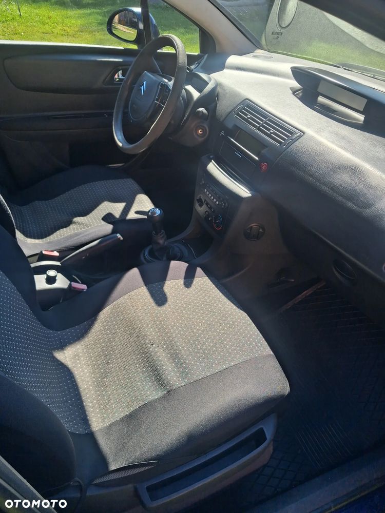 Citroën C4 1.4 16V X - 14
