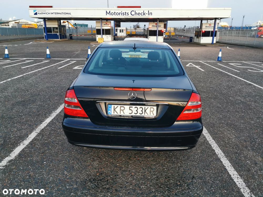 Mercedes-Benz Klasa E 280 CDI Classic - 11