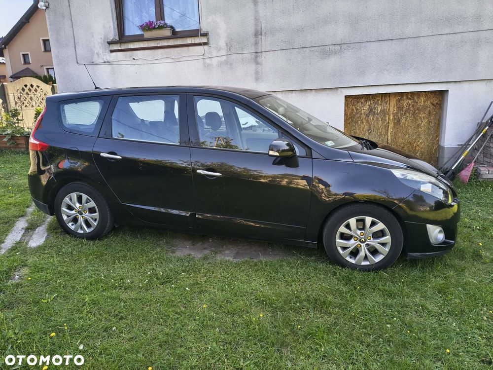 Renault Grand Scenic Gr 1.9 dCi Privilege Euro5 - 5