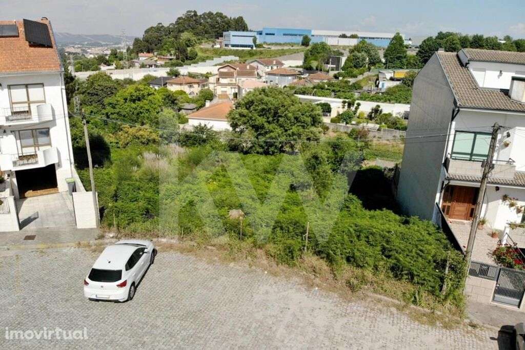 Terreno urbano em excelente localização em Pedroso - Vila Nova de Gaia - Grande imagem: 5/16