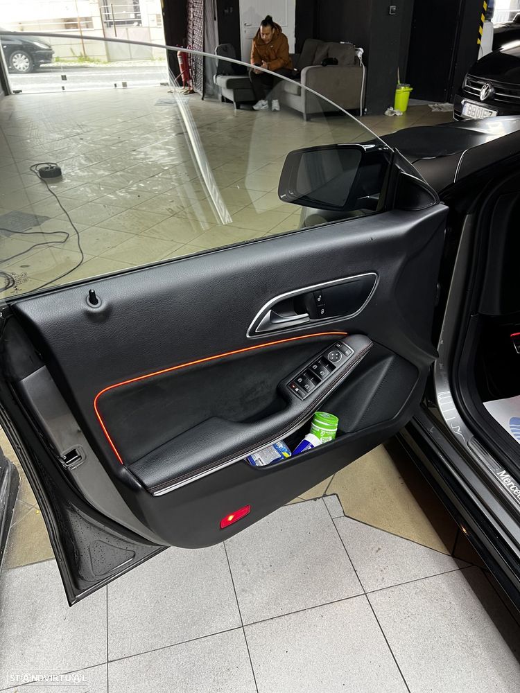 Mercedes-Benz CLA 180 AMG Line - 26