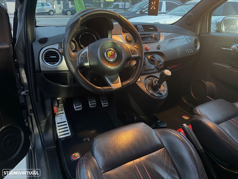 Abarth 500 1.4 T-Jet Competizione - 12