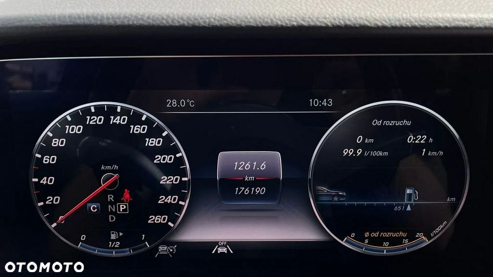 Mercedes-Benz Klasa E 220 d 4-Matic 9G-TRONIC - 19