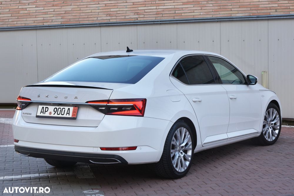 Skoda Superb 2.0 TDI DSG L&K - 11
