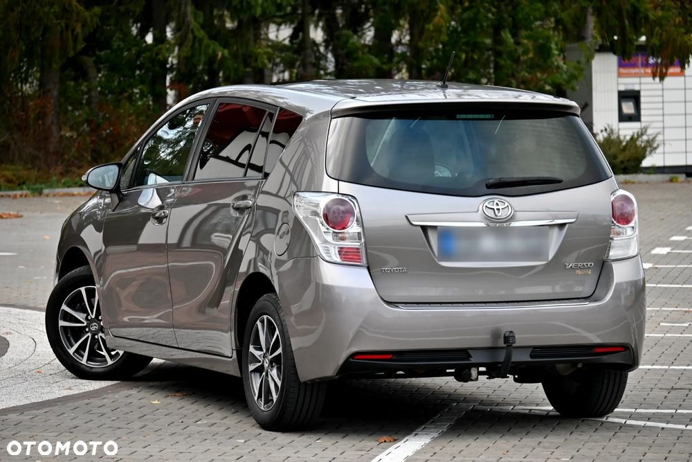 Toyota Verso 1.8 Sol EU5 - 13