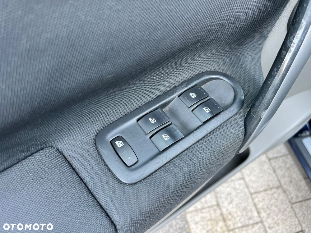 Renault Grand Scenic 1.9 dCi FAP Avantage - 20