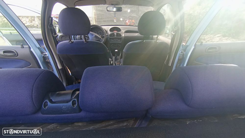 Peugeot 206 - 13