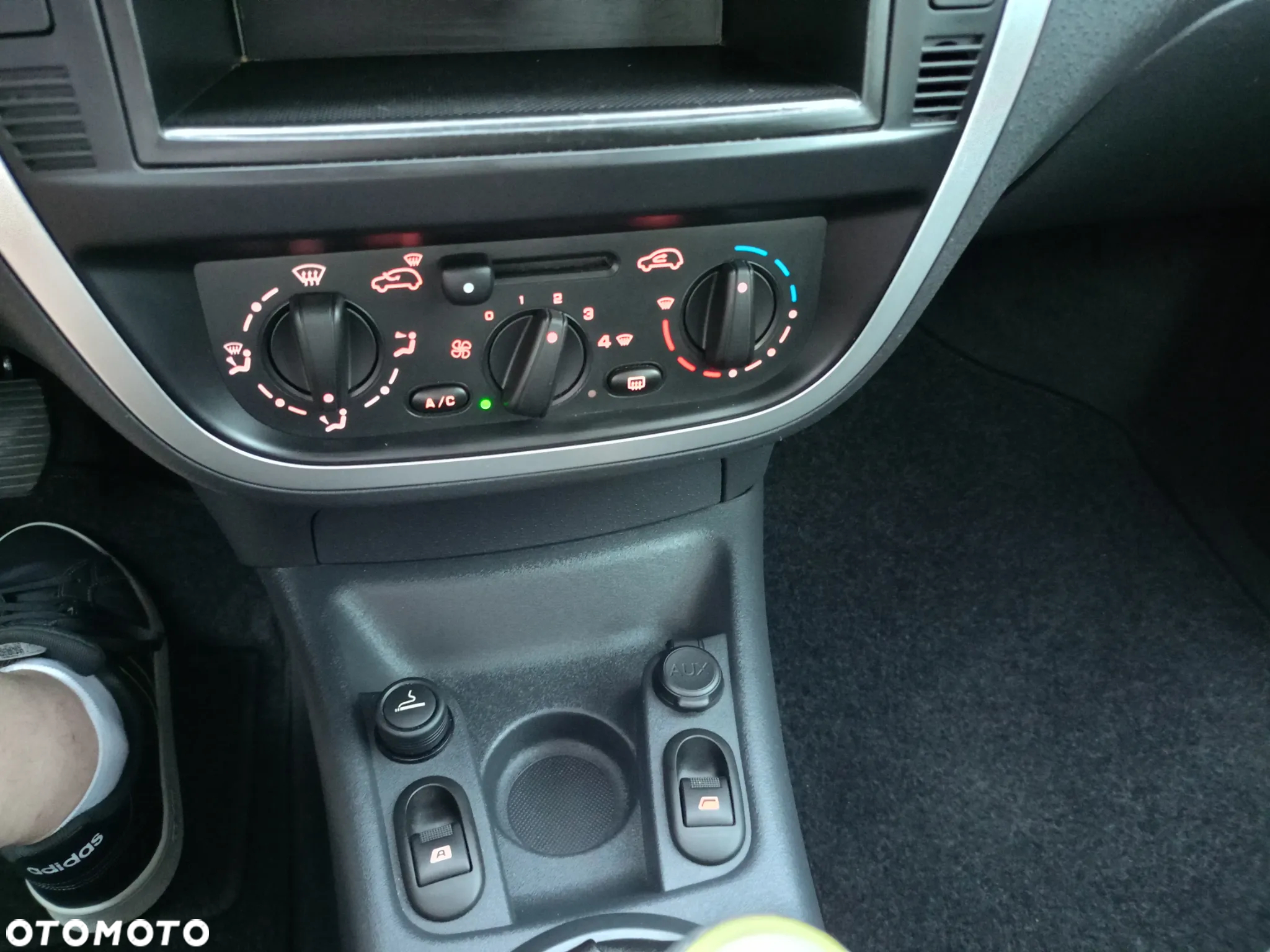 Citroën C3 1.1i First - 17