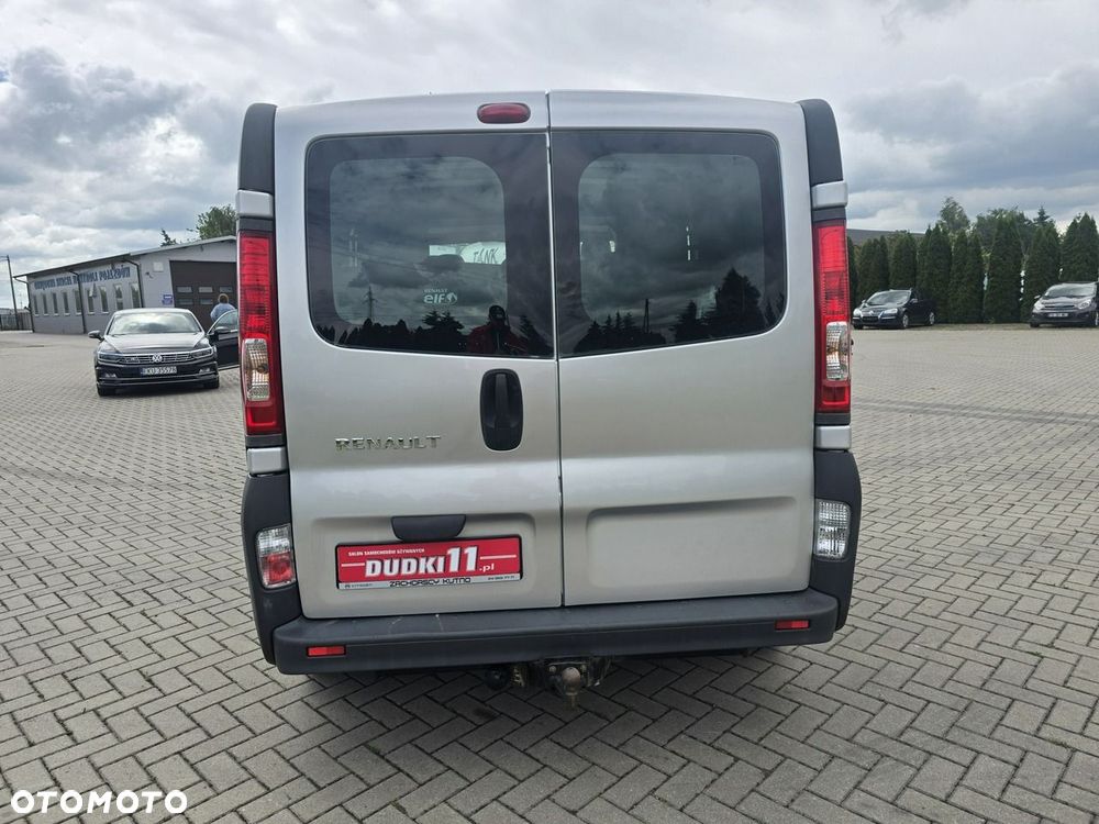 Renault Trafic - 10