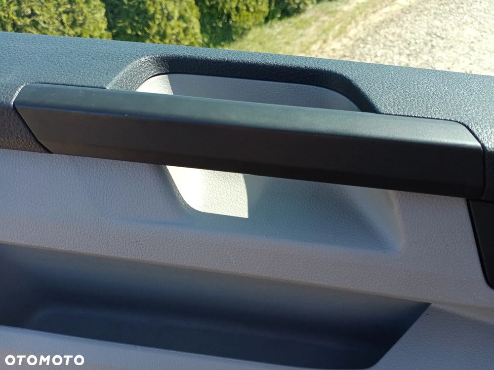 Volkswagen T6 150 KM BOGATA WERSJA - 24