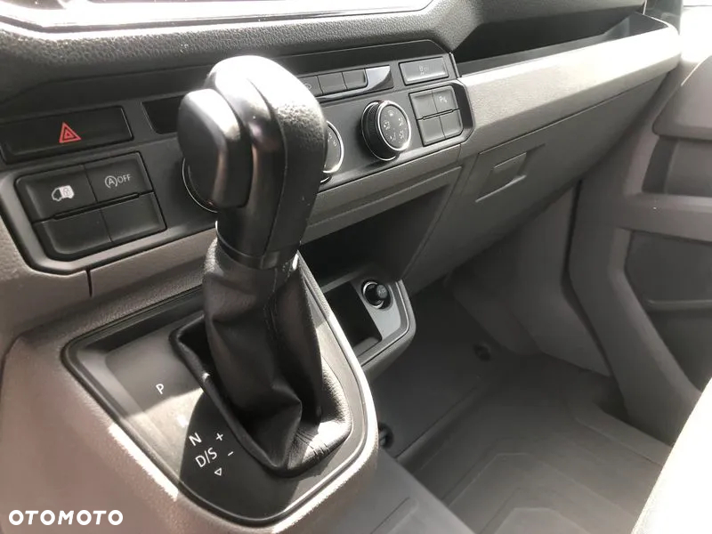 Volkswagen CRAFTER MAXI LONG AUTOMAT DSG8 2.0TDI 177KM Salon Polska - 20