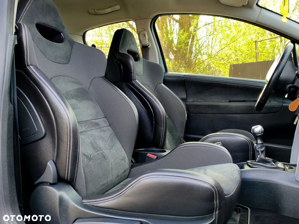 Peugeot 207 175 RC - 7