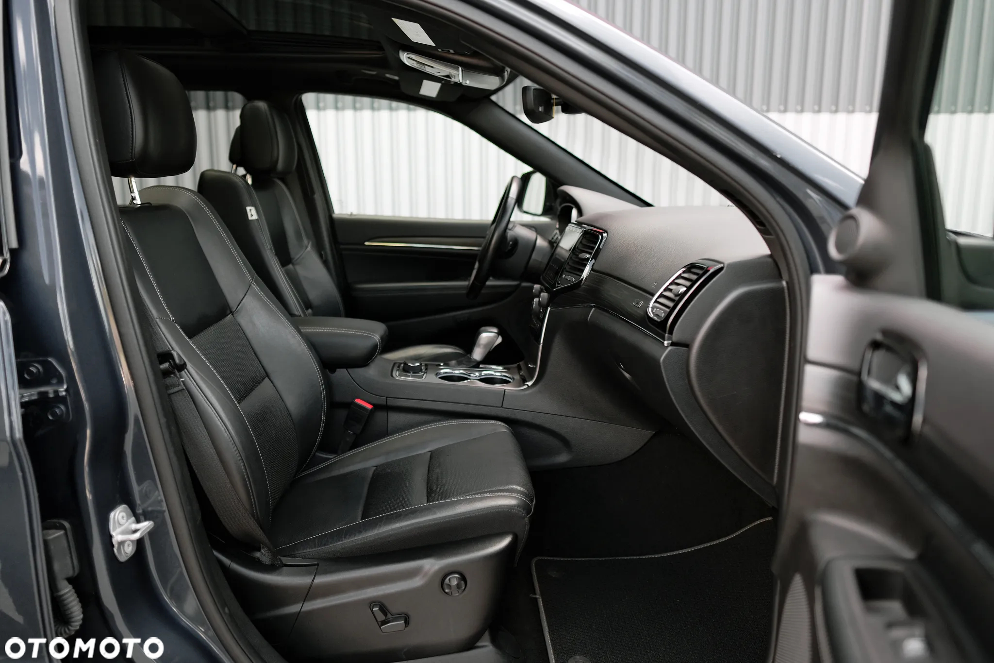 Jeep Grand Cherokee 3.6 V6 Overland - 27