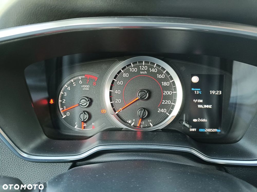 Toyota Corolla 1.6 Comfort - 19