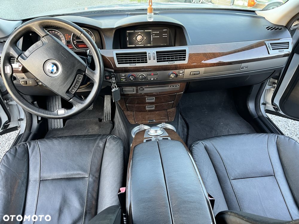BMW Seria 7 - 7
