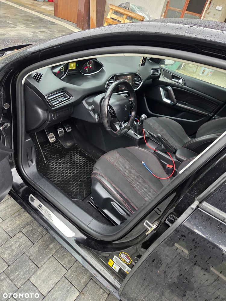 Peugeot 308 1.6 HDi Premium - 14