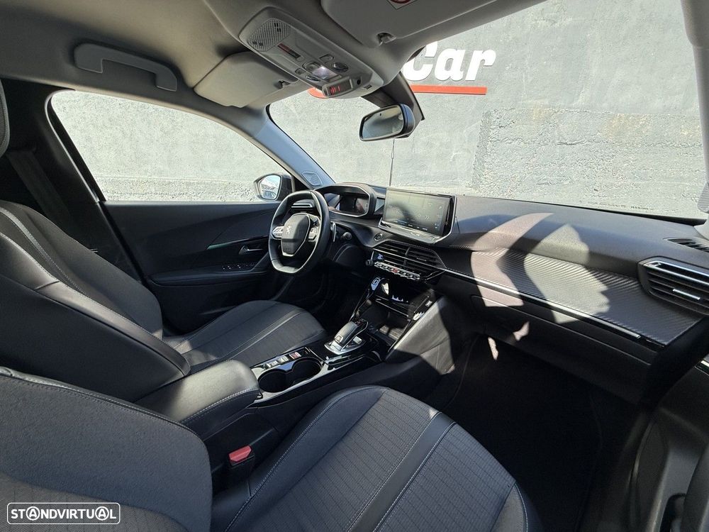 Peugeot 2008 1.2 PureTech Allure Pack EAT8 - 16