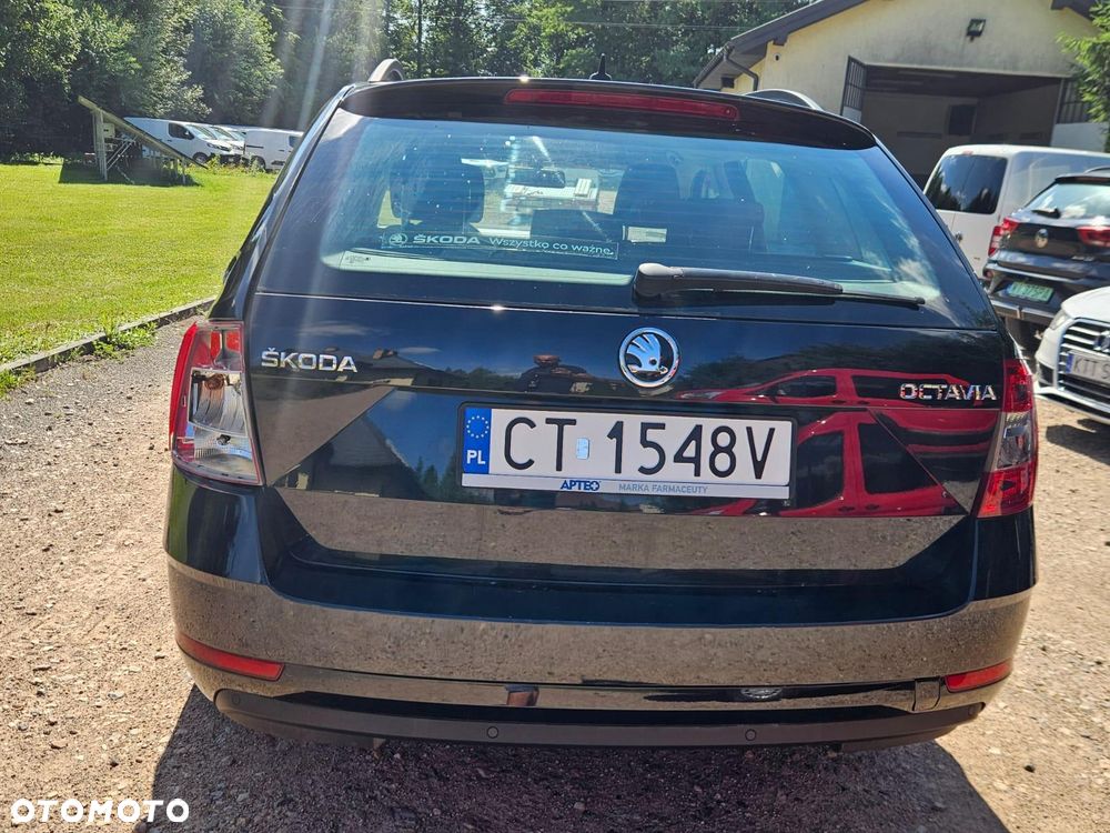 Skoda Octavia 1.6 TDI SCR Ambition - 8