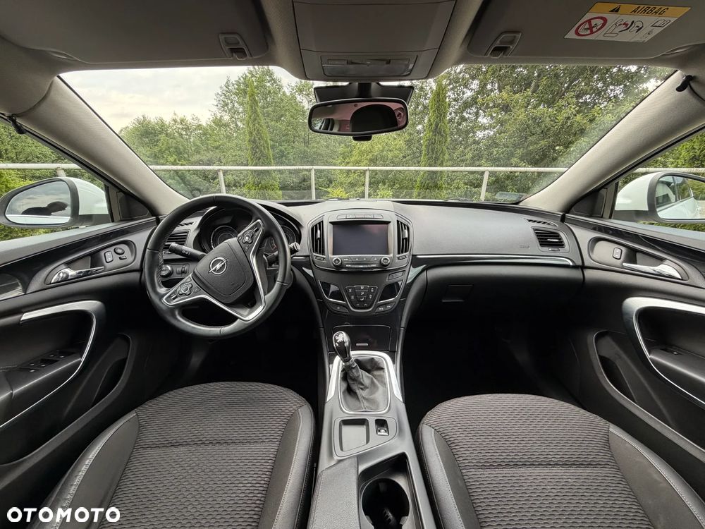 Opel Insignia 2.0 CDTI - 10
