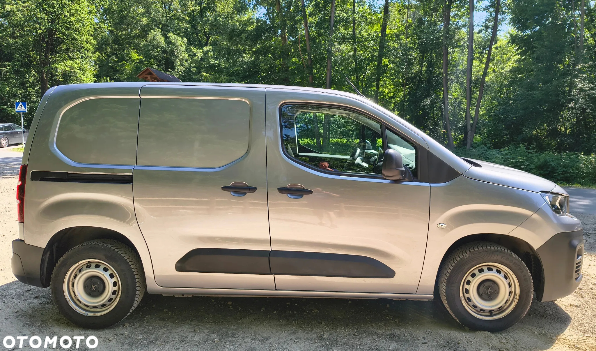 Peugeot Partner 1.5 BlueHDi 100 L2 EHZ Doppelkabine - 4
