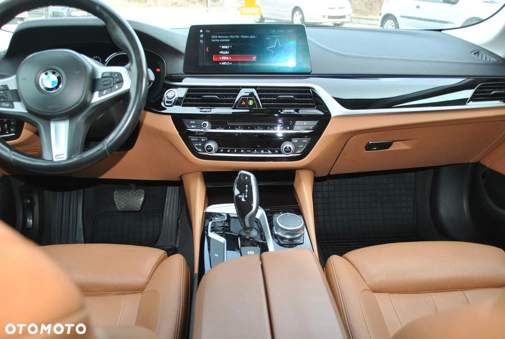 BMW Seria 5 520d Efficient Dynamics Luxury Line sport - 6