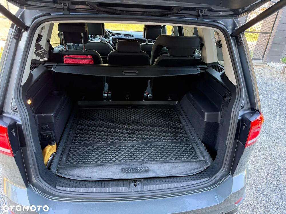 Volkswagen Touran 1.5 TSI EVO Highline DSG - 5