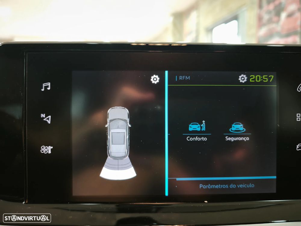 Peugeot e-2008 Active Pack - 28