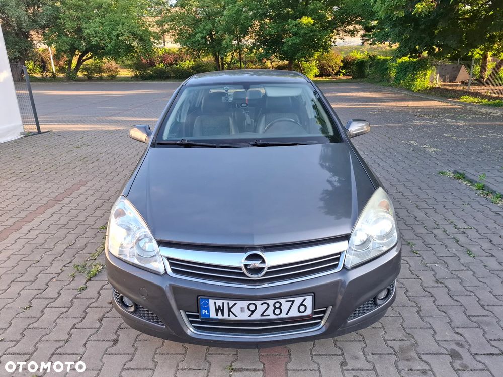 Opel Astra 1.6 Easytronic Cosmo - 3