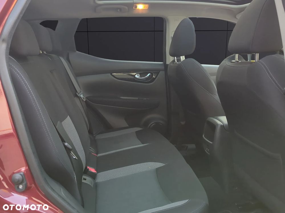 Nissan Qashqai 1.3 DIG-T N-Connecta EU6d - 22