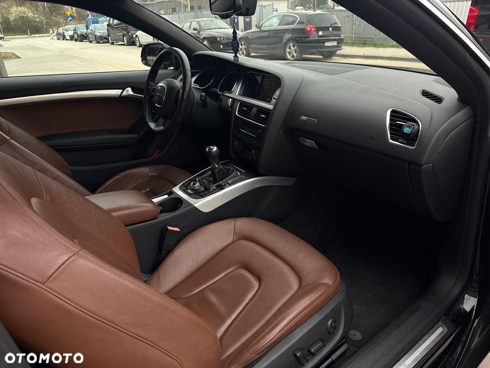 Audi A5 Coupé 2.0 TDI DPF - 11