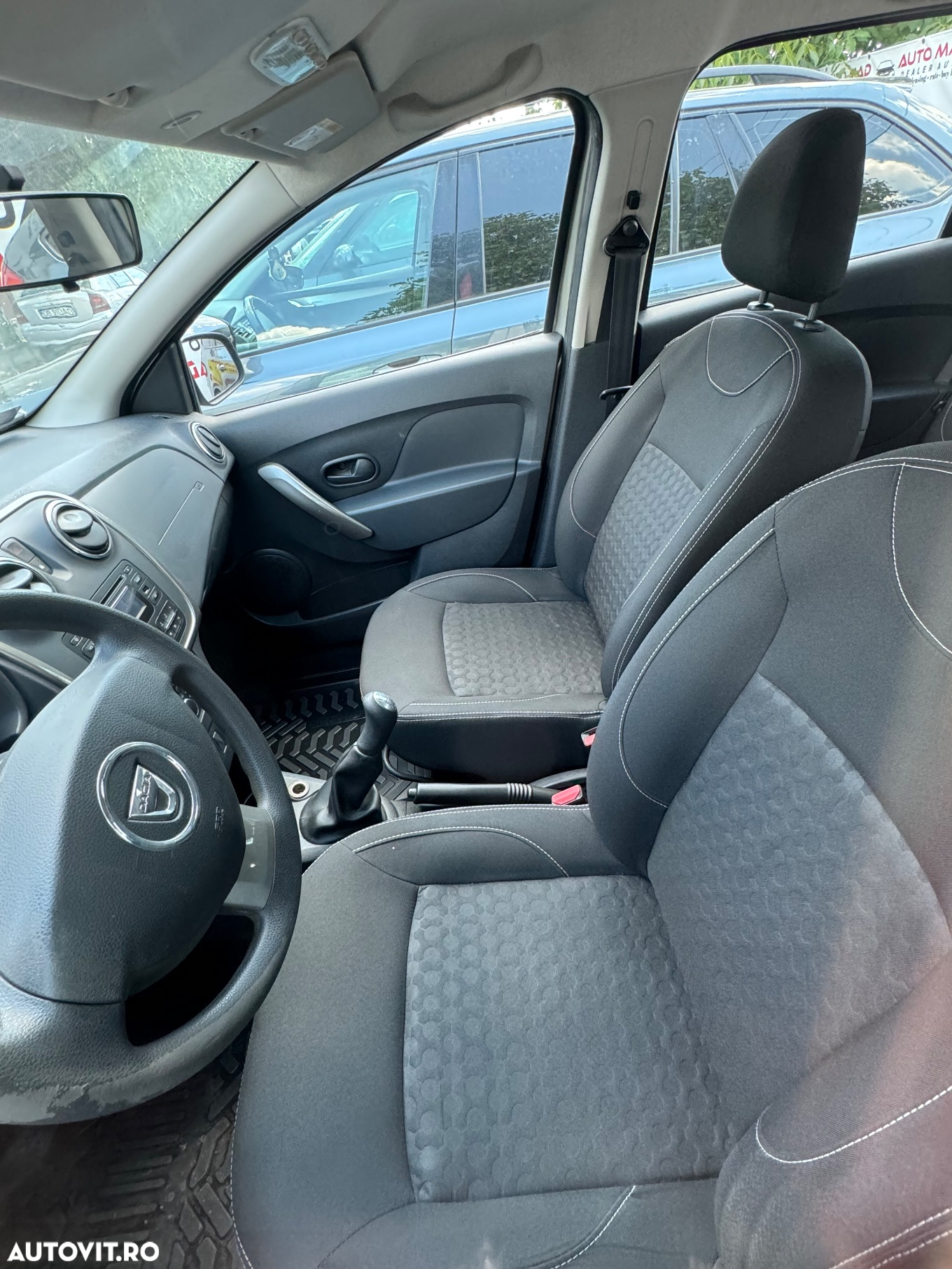 Dacia Sandero dCi 90 (S&S) Comfort - 8