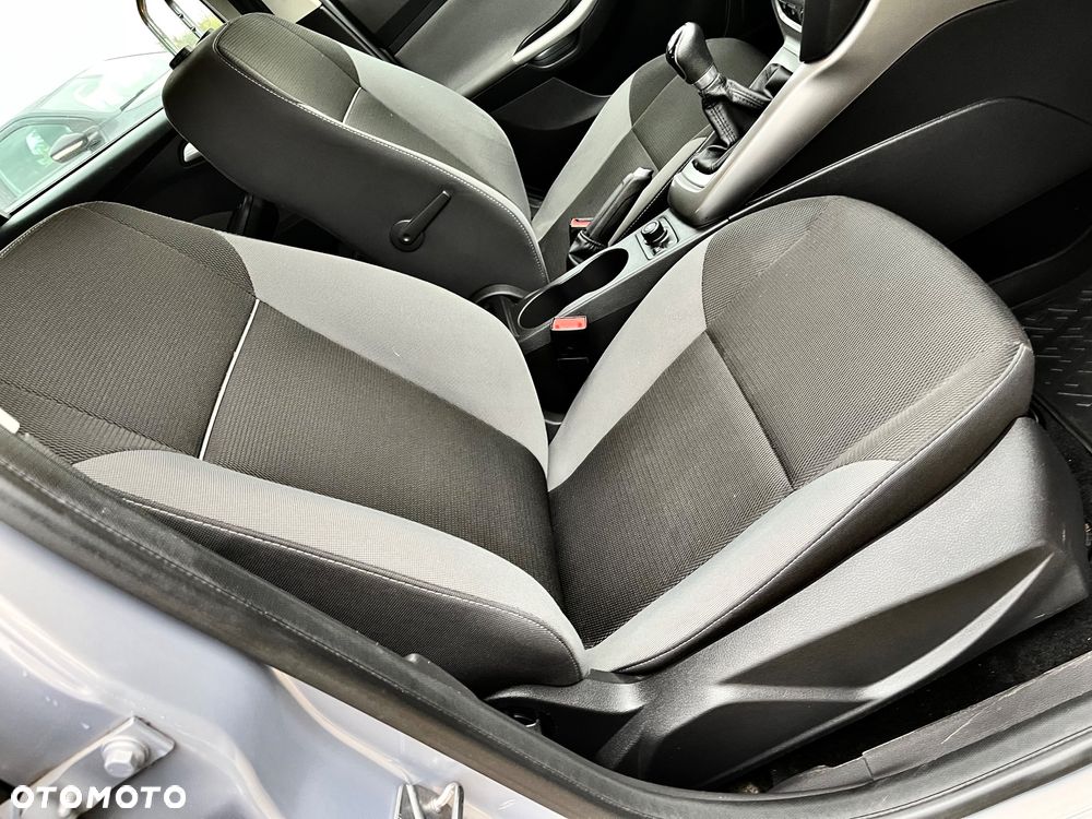 Ford Focus 1.0 EcoBoost STart-Stopp-System TITANIUM - 24