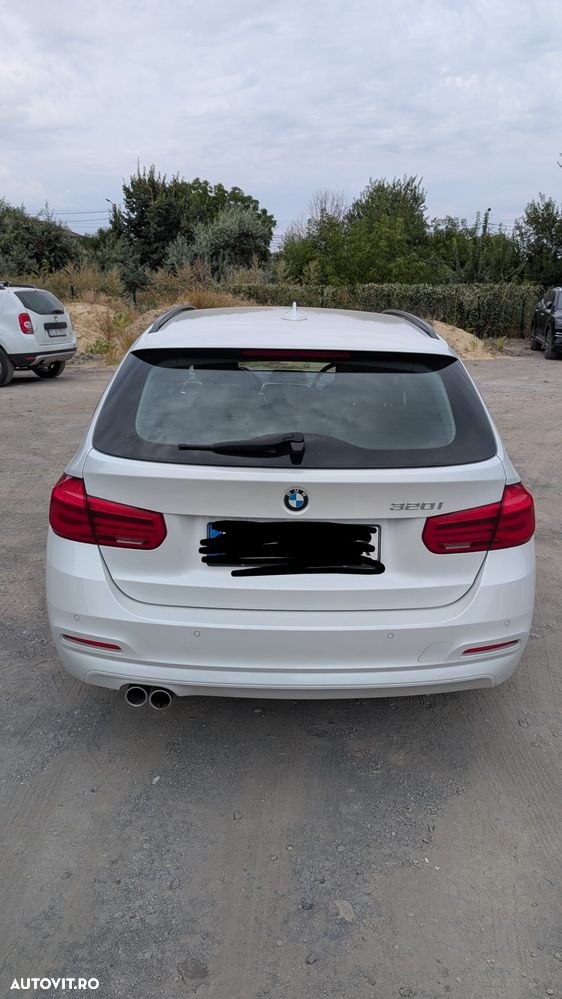 BMW Seria 3 2018 photo 4